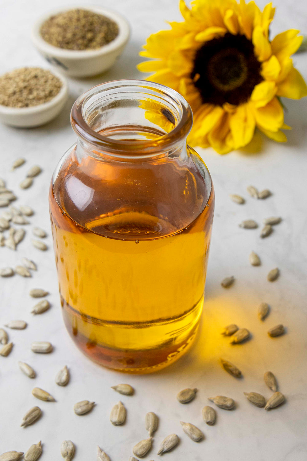 Should You Be Afraid of Seed Oils? Let's Talk About the Facts   FloraHealthca-en